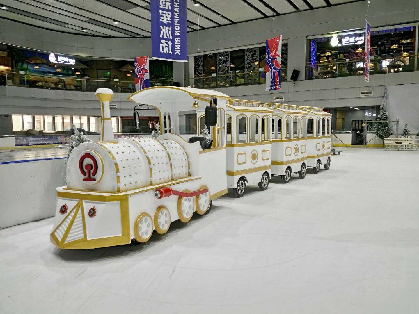 龙江镇景区小火车